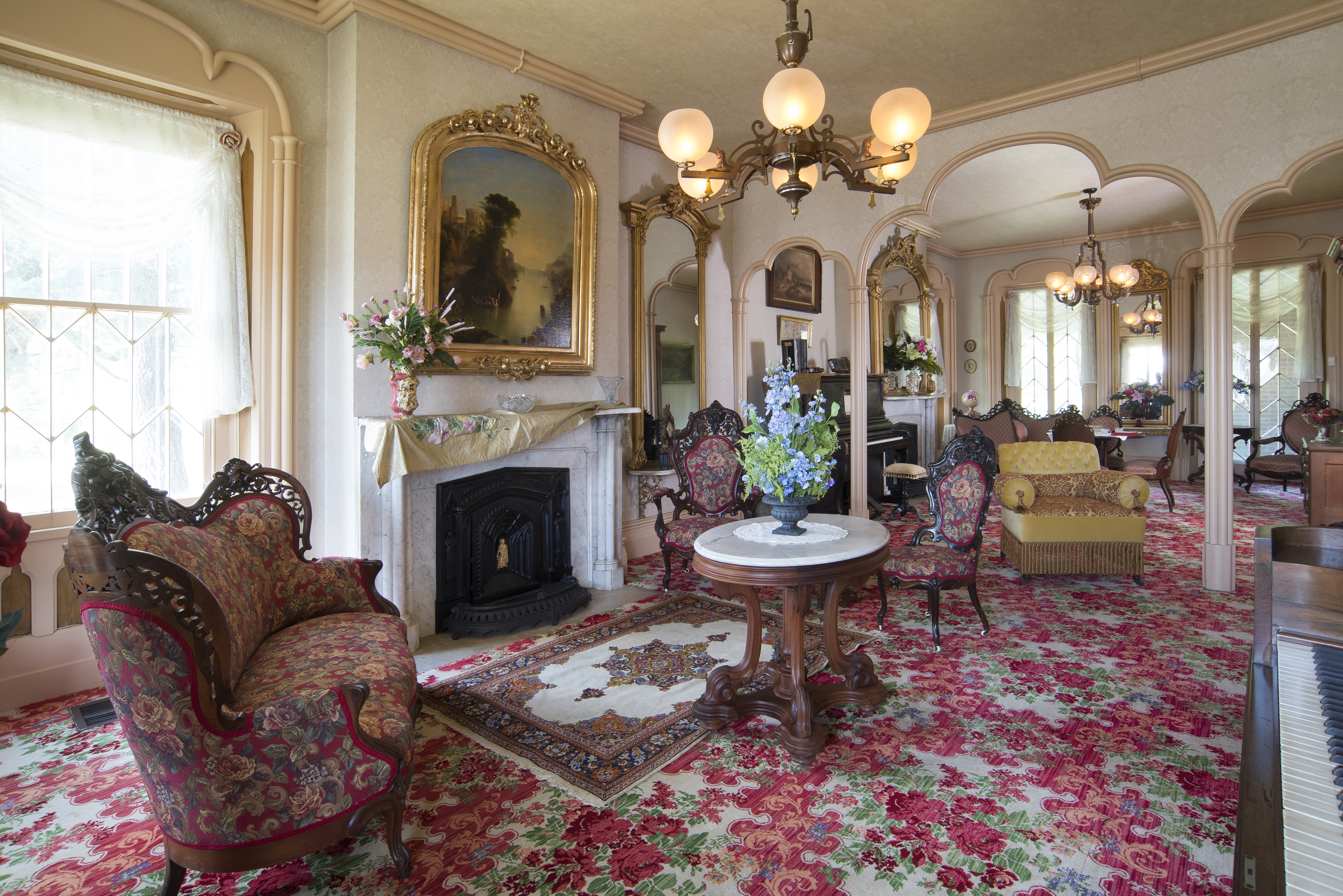 Oak Hill Cottage A Gothic Revival Landmark Destination Mansfield