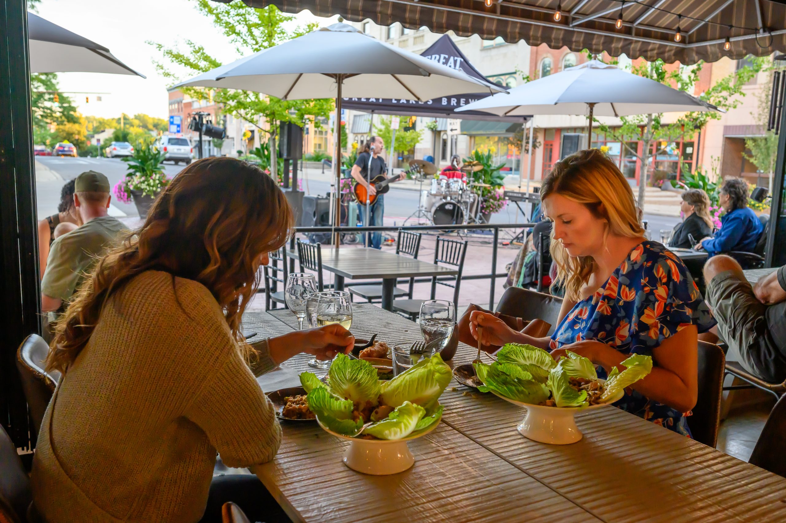 Explore the Culinary Delights of Mansfield: A City’s Food Scene Unraveled