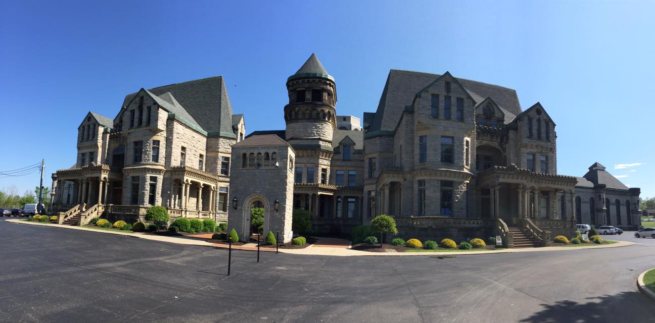 Local Attractions Offer Virtual Tours