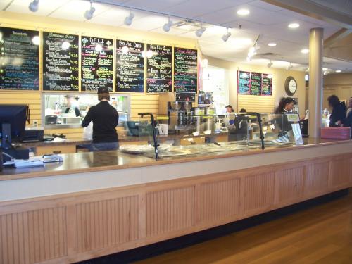 Deluxe Catering and Events